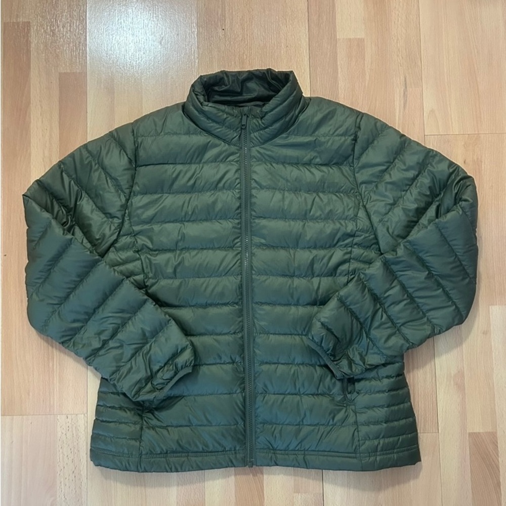 Quince Olive Green Packable Puffer Jacket